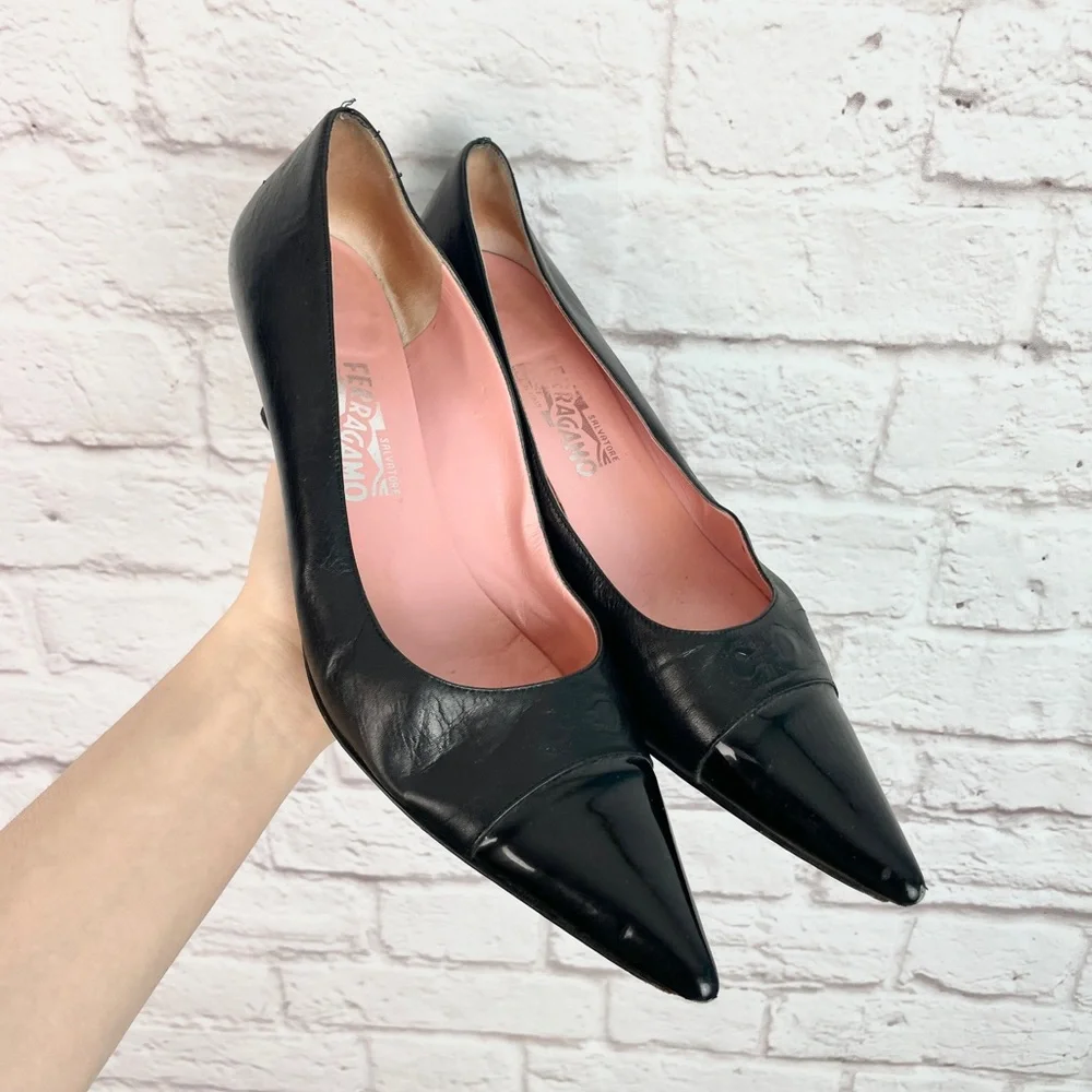 Salvatore Ferragamo Black Leather Logo Kitten Career Style Heels Size 10 - Picture 1 of 13